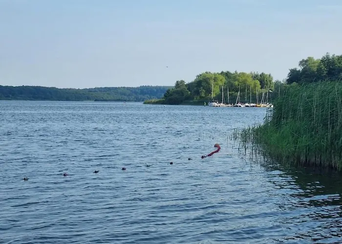 Wunderschoene Im Gruenen Lägenhet