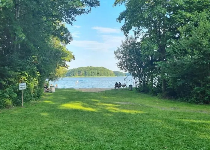 Wunderschoene Im Gruenen Lägenhet